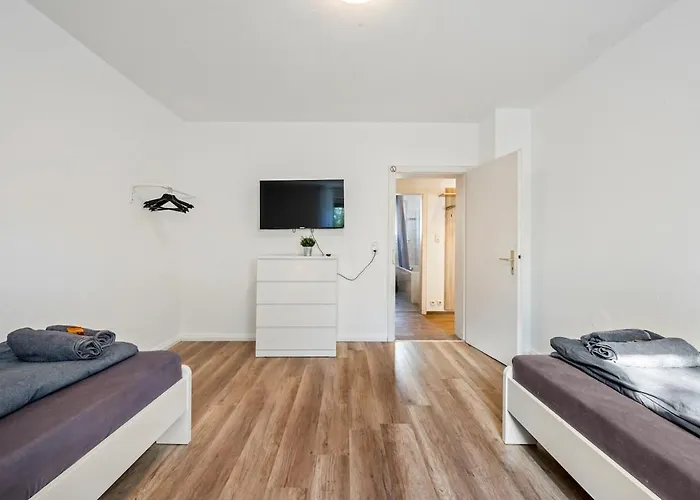 Bir02 Mit Garten In Ruesselsheim! Rüsselsheim